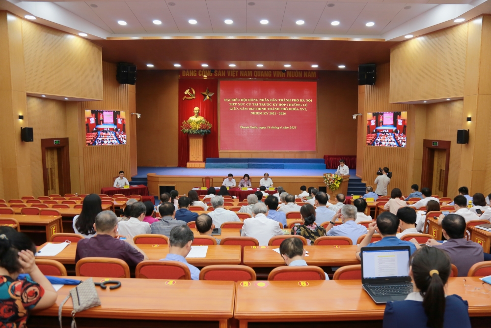 Cử tri quận Thanh Xuân kiến nghị giảm ùn tắc giao thông đường Khuất Duy Tiến