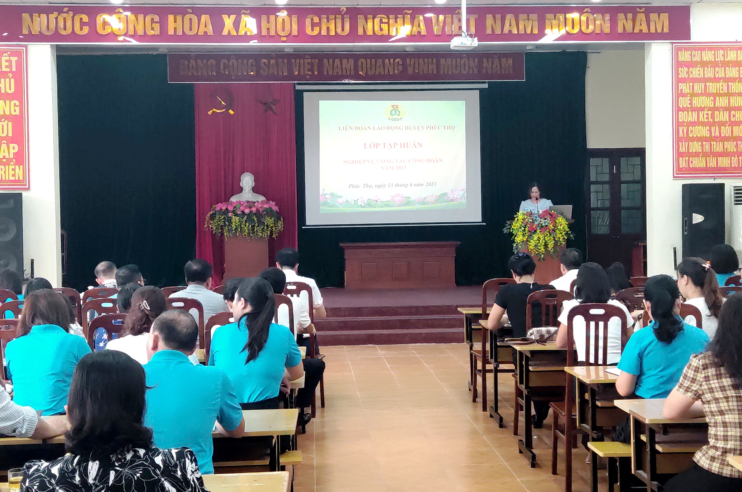 LĐLĐ huyện Phúc Thọ tổ chức tập huấn nghiệp vụ công tác công đoàn năm 2023