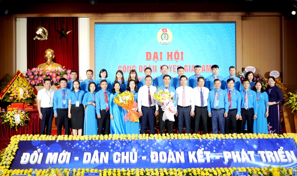 Đồng chí Nguyễn Đức Thể tái đắc cử chức Chủ tịch Liên đoàn Lao động huyện Gia Lâm