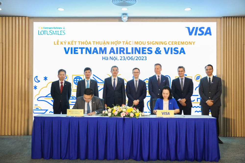 Visa và Vietnam Airlines hợp tác nâng cao trải nghiệm số cho người tiêu dùng