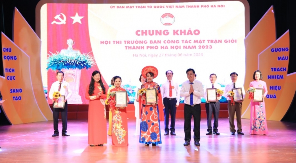 10 thí sinh tranh tài tại Hội thi Trưởng Ban công tác Mặt trận giỏi thành phố Hà Nội năm 2023