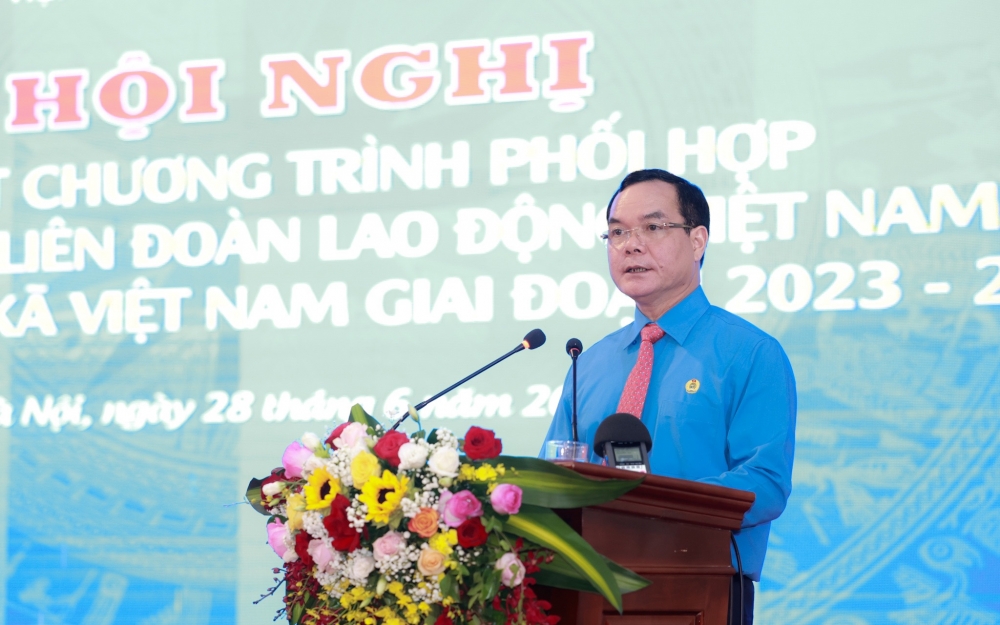 Tổng Liên đoàn - Thông tấn xã Việt Nam: Phối hợp nâng cao hiệu quả truyền thông trong tình hình mới