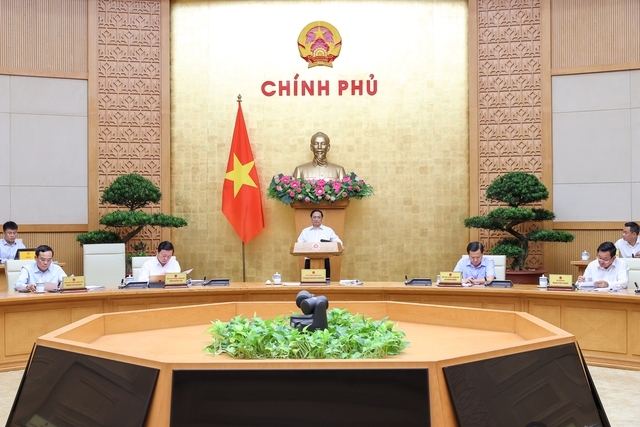 Thủ tướng Phạm Minh Chính: Bảo đảm các luật, chính sách đưa ra phải sát tình hình thực tế và khả thi