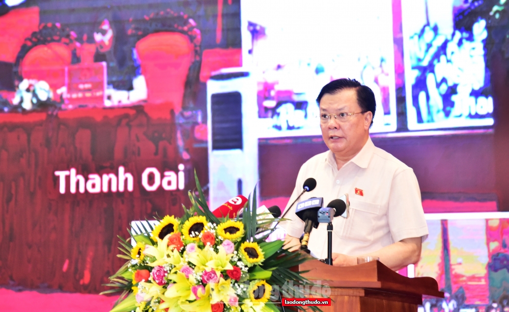 Bí thư Thành ủy Hà Nội Đinh Tiến Dũng phát biểu tại hội nghị