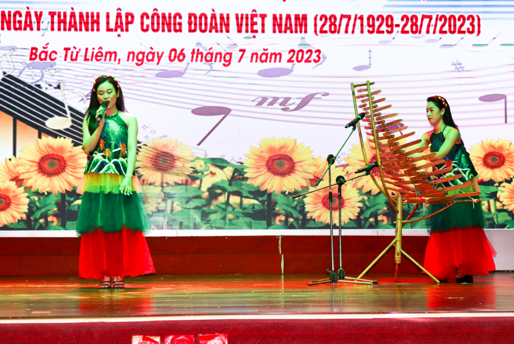 Đặc sắc Hội diễn văn nghệ CNVCLĐ quận Bắc Từ Liêm