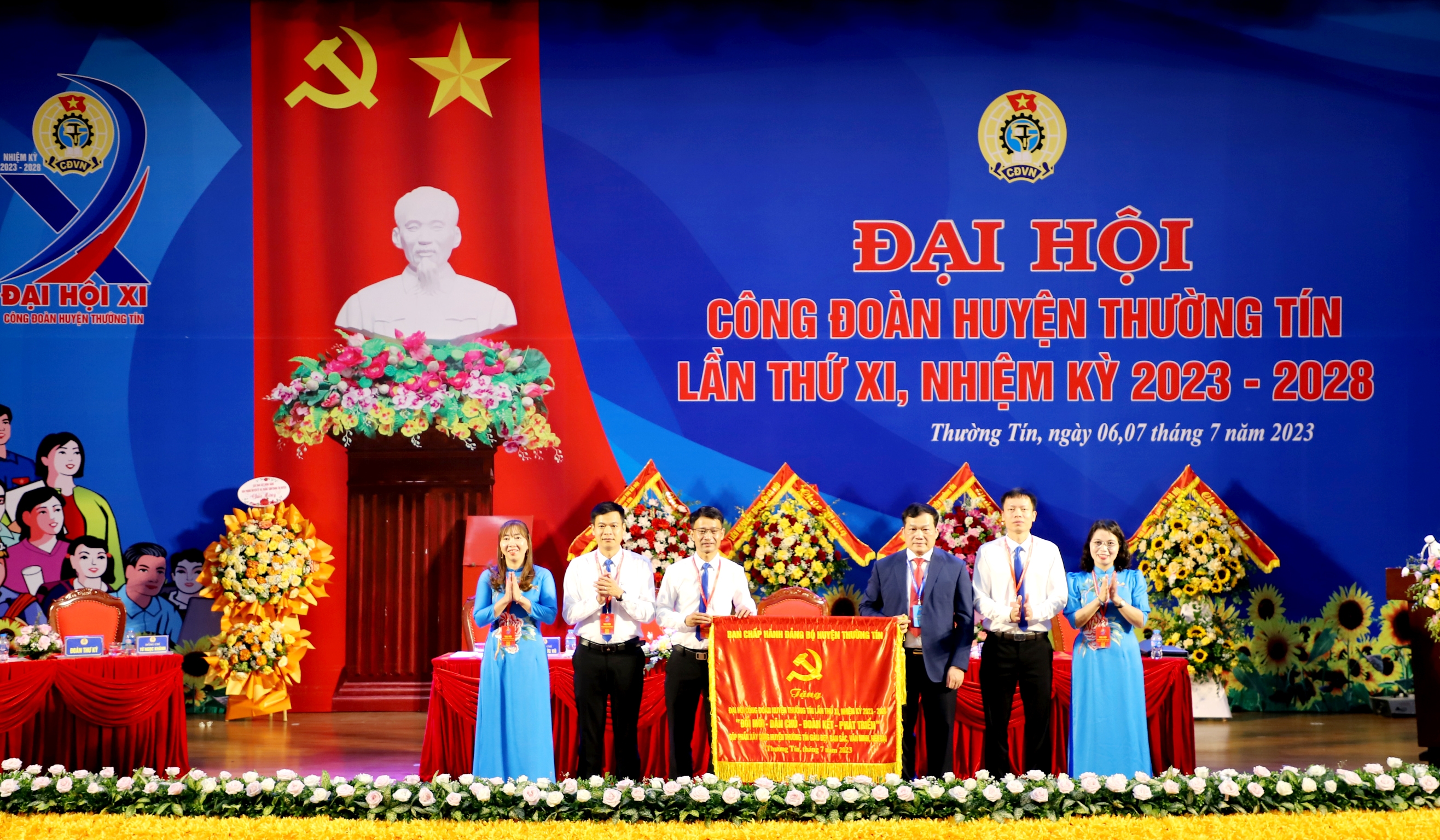 TRỰC TUYẾN HÌNH ẢNH: Đại hội Công đoàn huyện Thường Tín lần thứ XI, nhiệm kỳ 2023 - 2028