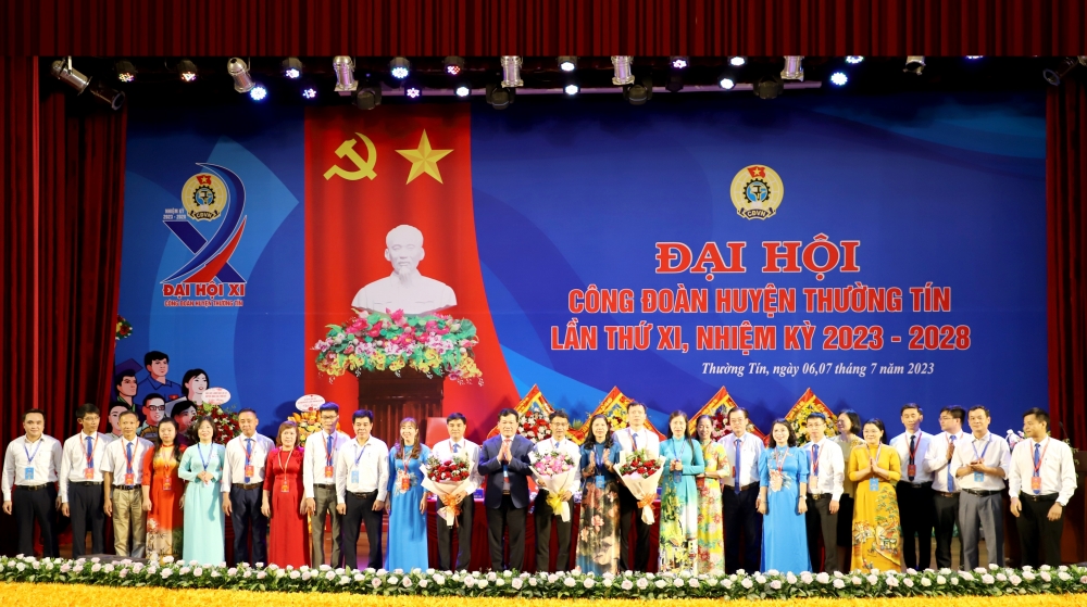 Đồng chí Bồ Xuân Ngọc tái đắc cử chức Chủ tịch Liên đoàn Lao động huyện Thường Tín