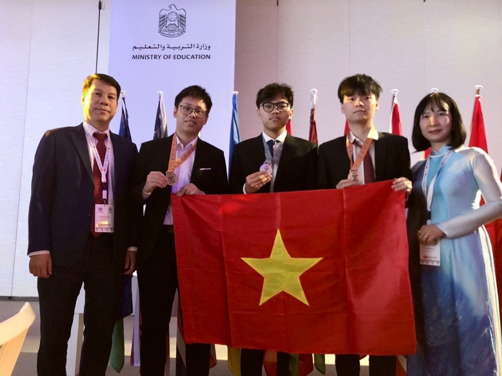 3/3 học sinh Việt Nam giành Huy chương tại Olympic Sinh học quốc tế