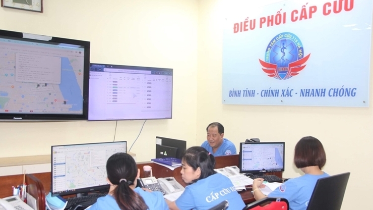 Đẩy mạnh phong trào thi đua gắn với quyền lợi của người lao động