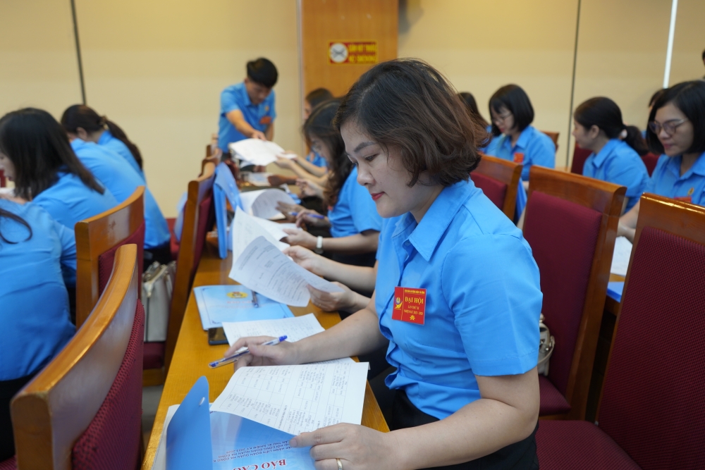 Ngày làm việc thứ nhất Đại hội Công đoàn quận Hà Đông lần thứ XI, nhiệm kỳ 2023 - 2028