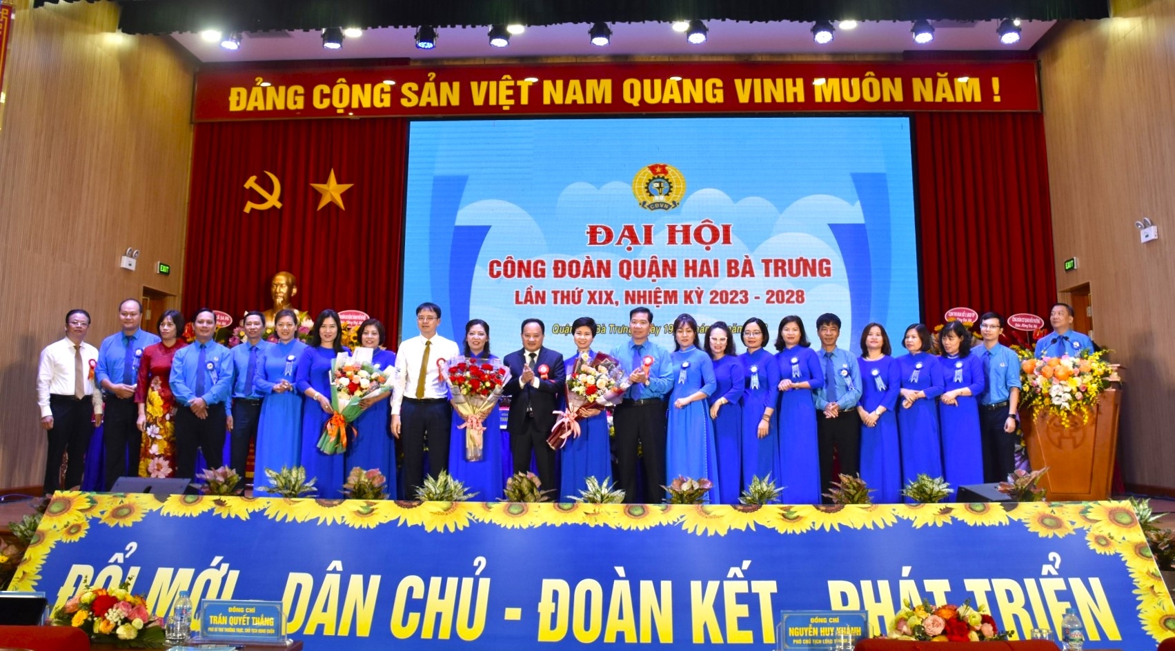 Đồng chí Nguyễn Thị Kim Dung tái đắc cử Chủ tịch LĐLĐ quận Hai Bà Trưng