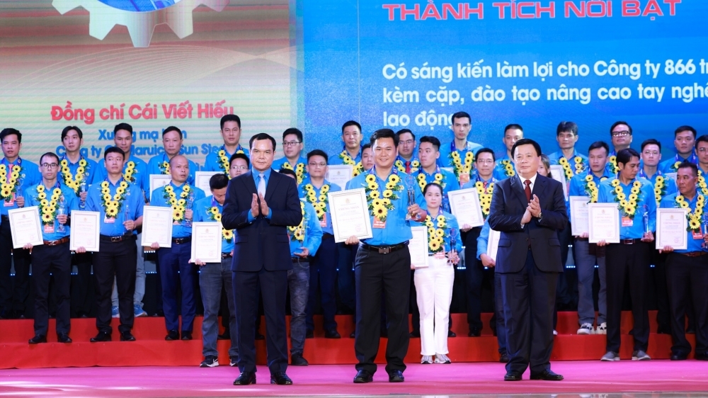 Tôn vinh 167 công nhân tiêu biểu có đề tài, sáng kiến làm lợi 2.787 tỷ đồng