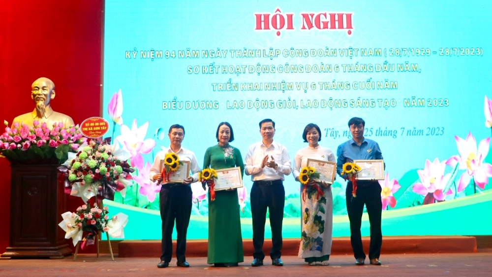 LĐLĐ thị xã Sơn Tây: Hoạt động công đoàn đạt kết quả toàn diện trong 6 tháng đầu năm