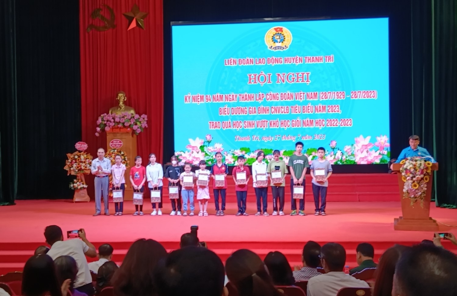 LĐLĐ huyện Thanh Trì: Kỷ niệm 94 năm Ngày thành lập Công đoàn Việt Nam