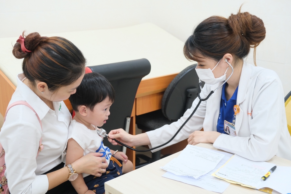 TP.HCM: Khám sức khoẻ miễn phí cho gần 300 trẻ chào đời trong tâm dịch Covid-19