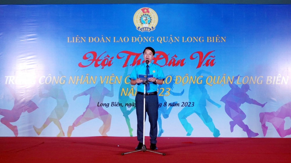 Tưng bừng Hội thi dân vũ trong công nhân, viên chức, lao động quận Long Biên năm 2023