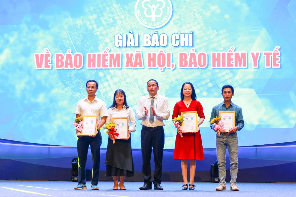 Phát động Giải báo chí tuyên truyền về BHXH, BHYT tỉnh Quảng Nam