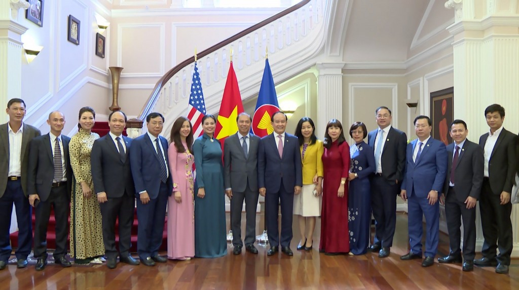 Đoàn đại biểu thành phố Hà Nội thăm, làm việc tại Thủ đô Washington D.C