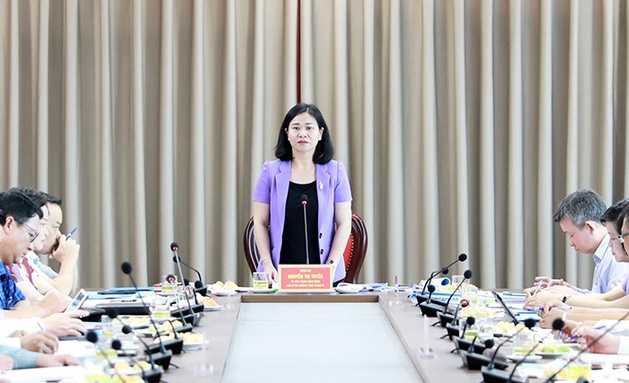 Phó Bí Thường trực Thành ủy Nguyễn Thị Tuyến chủ trì buổi làm việc