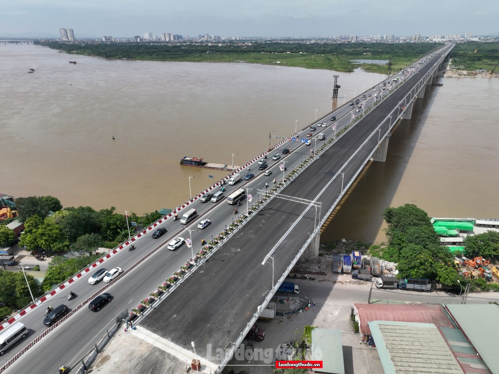 Diện mạo cầu Vĩnh Tuy 2 trước ngày thông xe