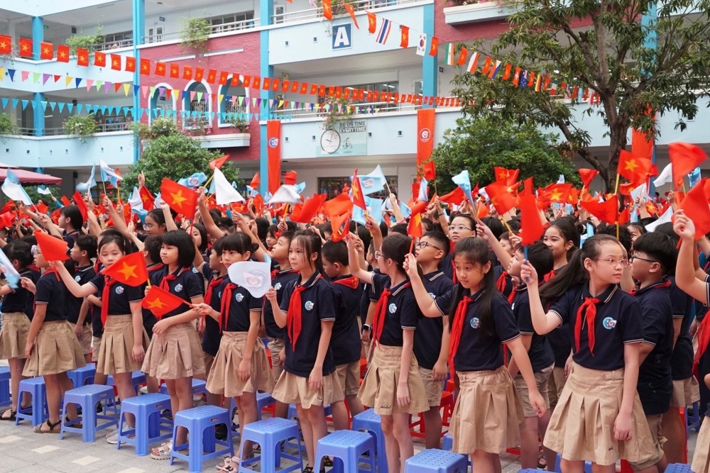 Hà Nội: Không bắt buộc học sinh phải mua đồng phục mới trong năm học mới