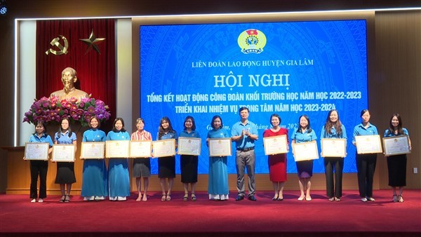 Tổng kết hoạt động công đoàn khối Giáo dục huyện Gia Lâm năm học 2022 - 2023