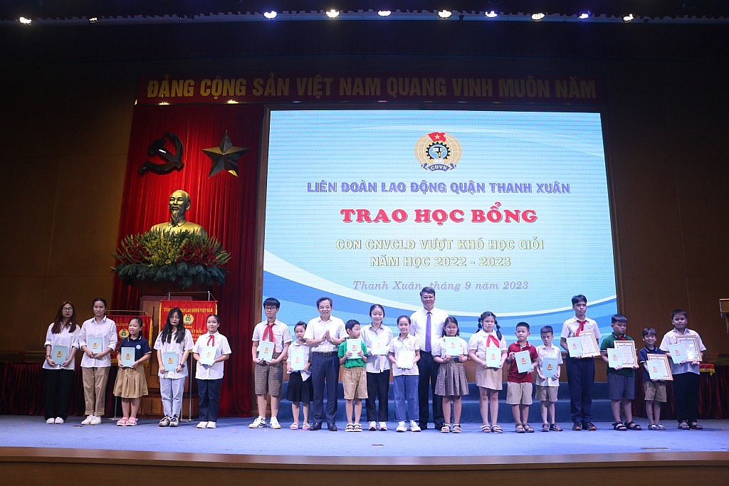Quận Thanh Xuân tổng kết hoạt động Công đoàn khối Giáo dục