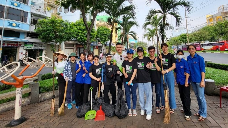 Thành viên độc lập và nhân viên Herbalife Việt Nam dành hơn 700 giờ tham gia hoạt động thiện nguyện