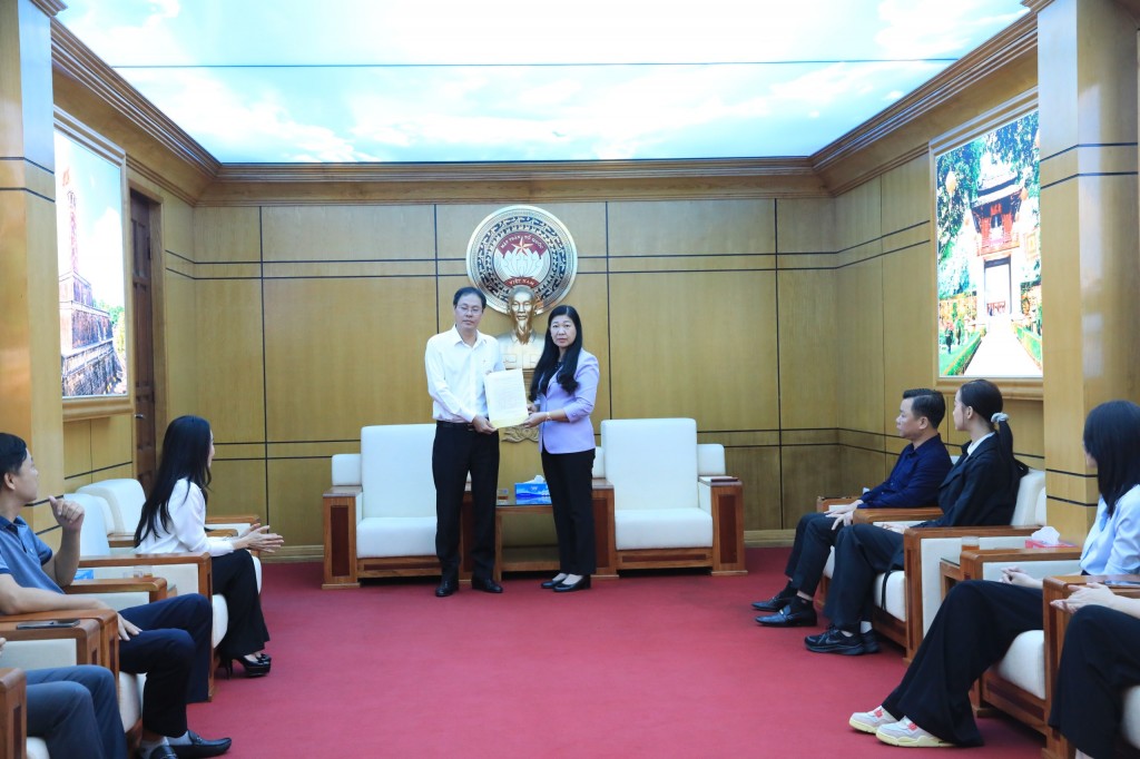 TP.Hồ Chí Minh ủng hộ các nạn nhân bị thiệt hại trong vụ hỏa hoạn 5 tỉ đồng
