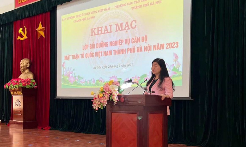 Hà Nội: Bồi dưỡng nghiệp vụ cho 200 cán bộ Mặt trận các cấp