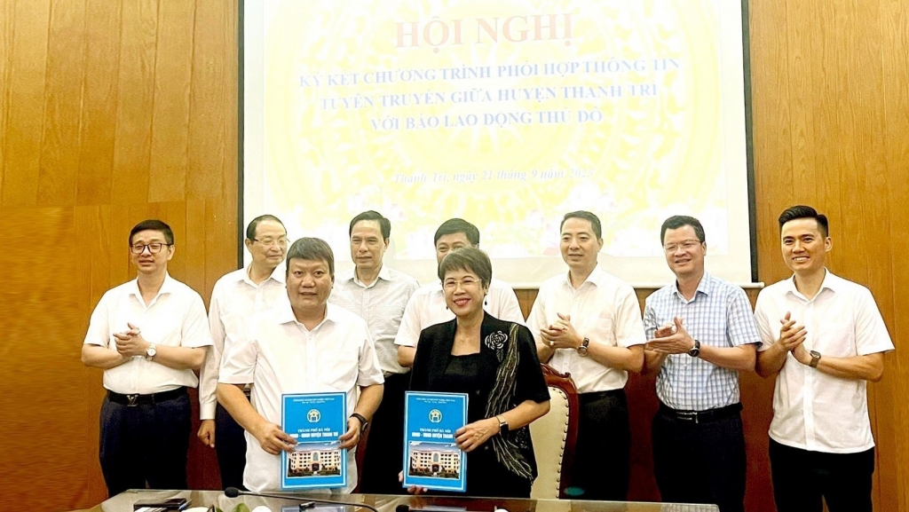 Báo Lao động Thủ đô và huyện Thanh Trì ký kết chương trình phối hợp thông tin, tuyên truyền
