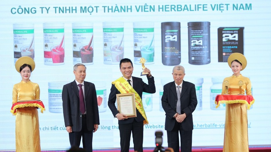 Herbalife Việt Nam đạt giải thưởng “Sản phẩm vàng vì sức khỏe cộng đồng” năm 2023