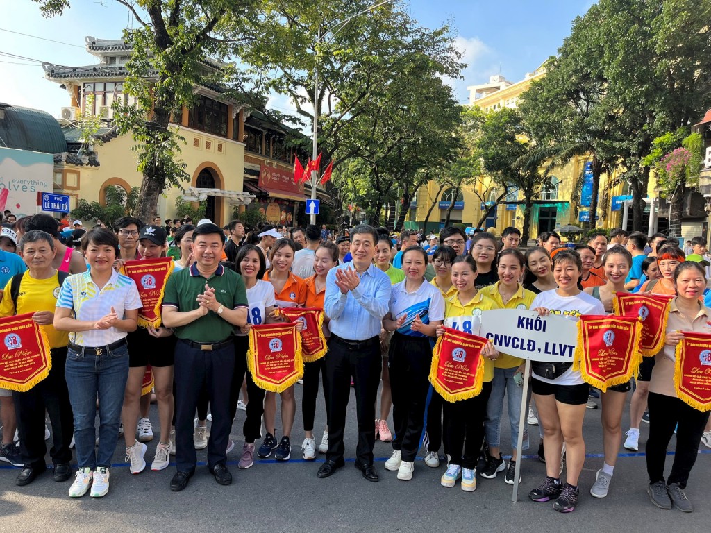Quận Hoàn Kiếm: Gần 500 vận động viên tham gia chung kết Giải chạy Báo Hànộimới lần thứ 48