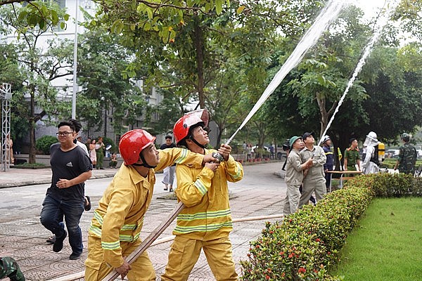 Huyện Thạch Thất diễn tập phương án phòng cháy, chữa cháy và cứu nạn cứu hộ