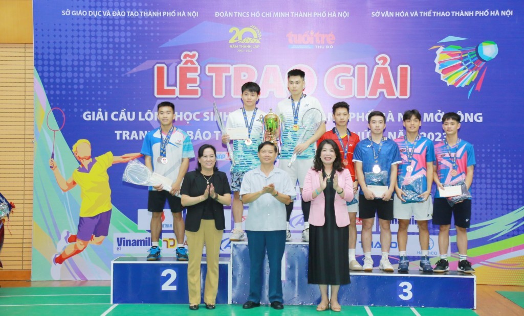 Bế mạc Giải Cầu lông học sinh - sinh viên Hà Nội mở rộng tranh cúp báo Tuổi trẻ Thủ đô lần thứ X