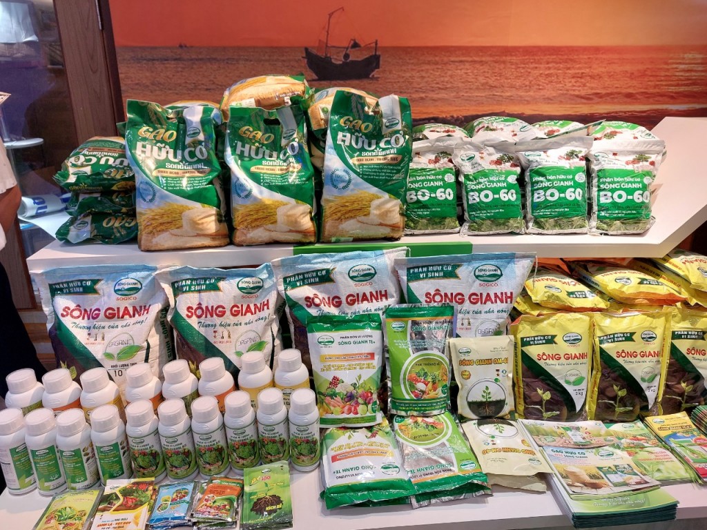 Người Quảng Bình mang hàng trăm nông sản, đặc sản quảng bá tại TP.HCM