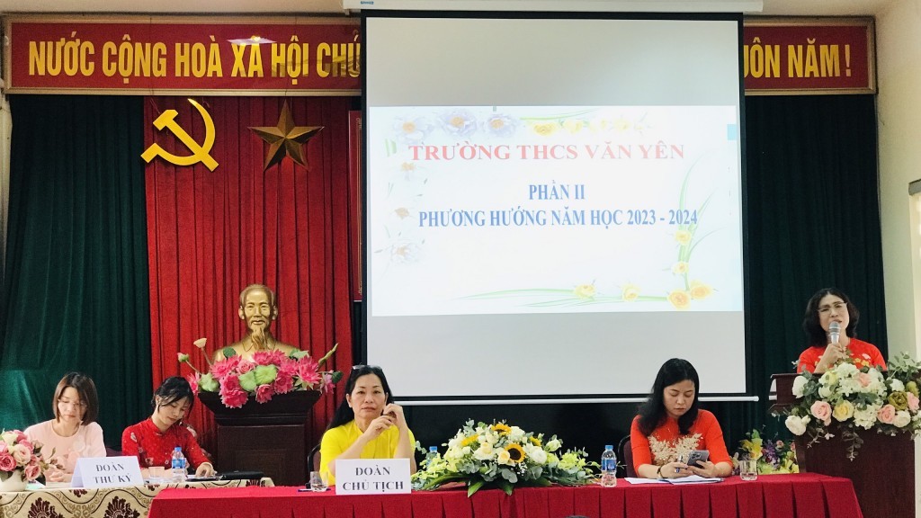 Trường THCS Văn Yên: Tổ chức thành công Hội nghị cán bộ, viên chức và người lao động