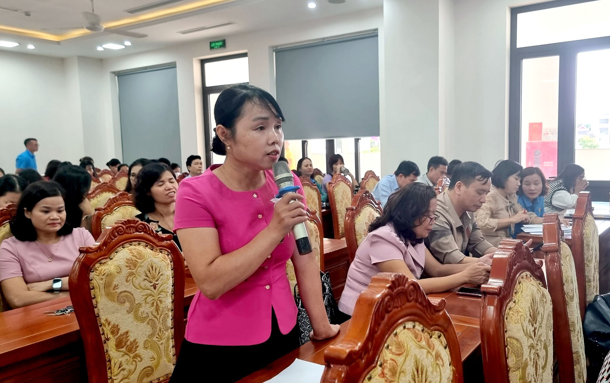 TRỰC TUYẾN HÌNH ẢNH: Giao lưu trực tuyến về “Chính sách về tiền lương và Bảo hiểm xã hội”