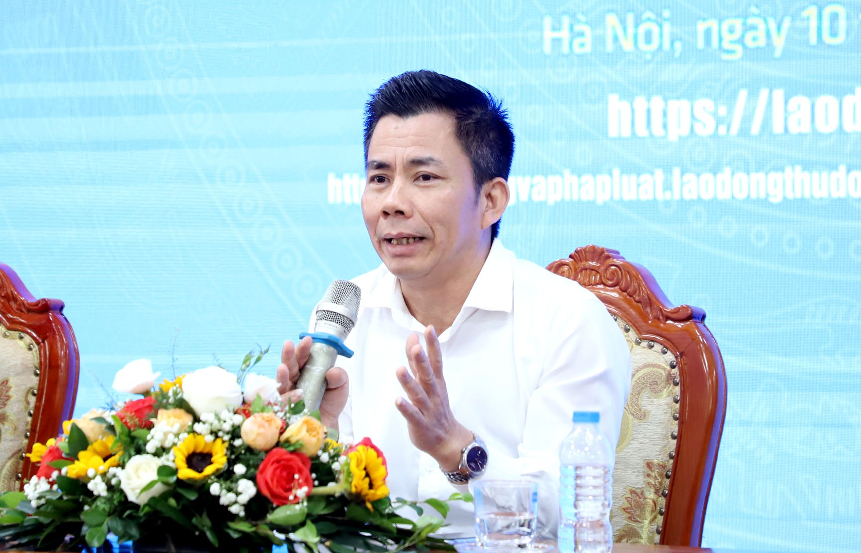 TRỰC TUYẾN HÌNH ẢNH: Giao lưu trực tuyến về “Chính sách về tiền lương và Bảo hiểm xã hội”