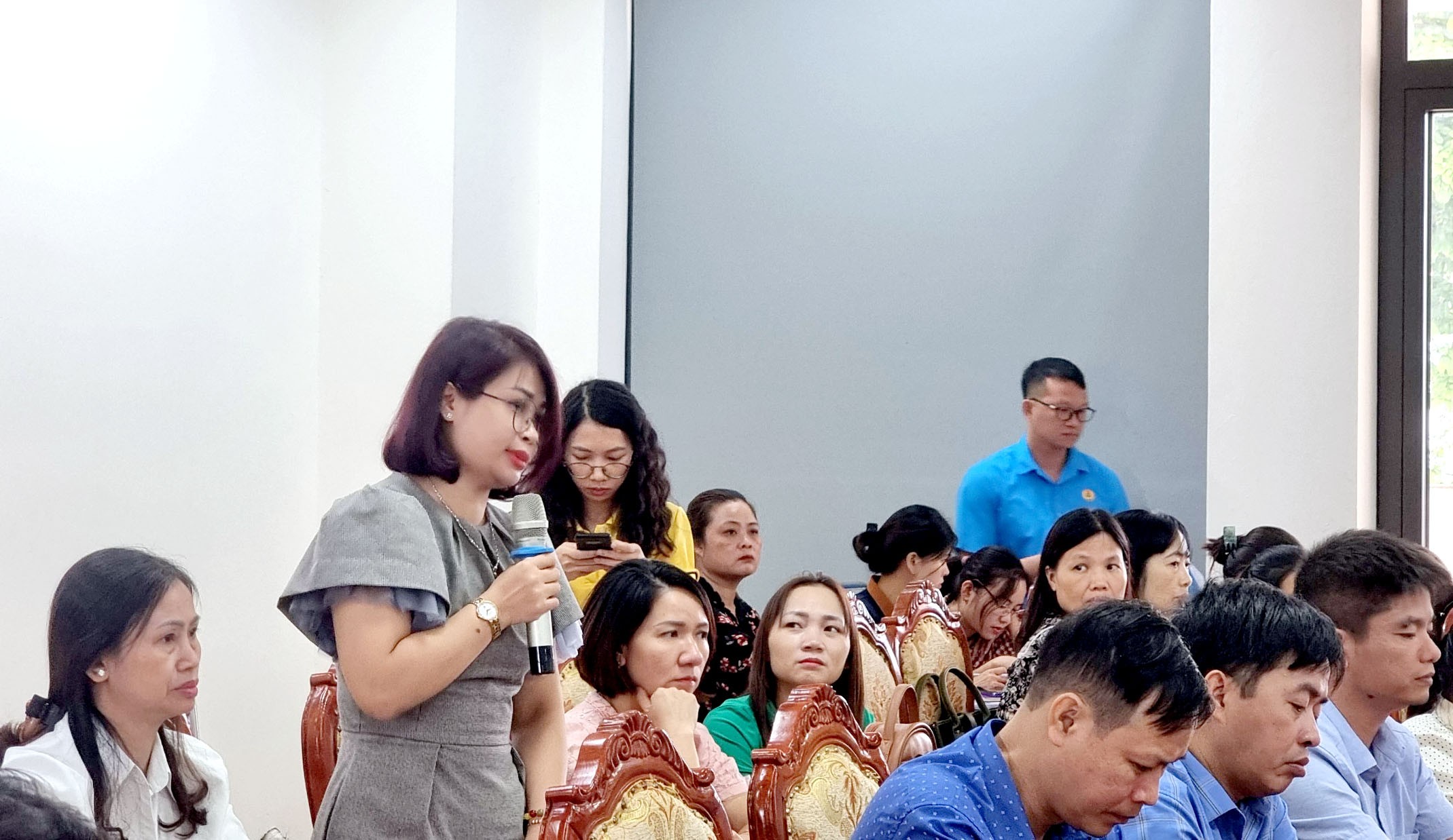 TRỰC TUYẾN HÌNH ẢNH: Giao lưu trực tuyến về “Chính sách về tiền lương và Bảo hiểm xã hội”