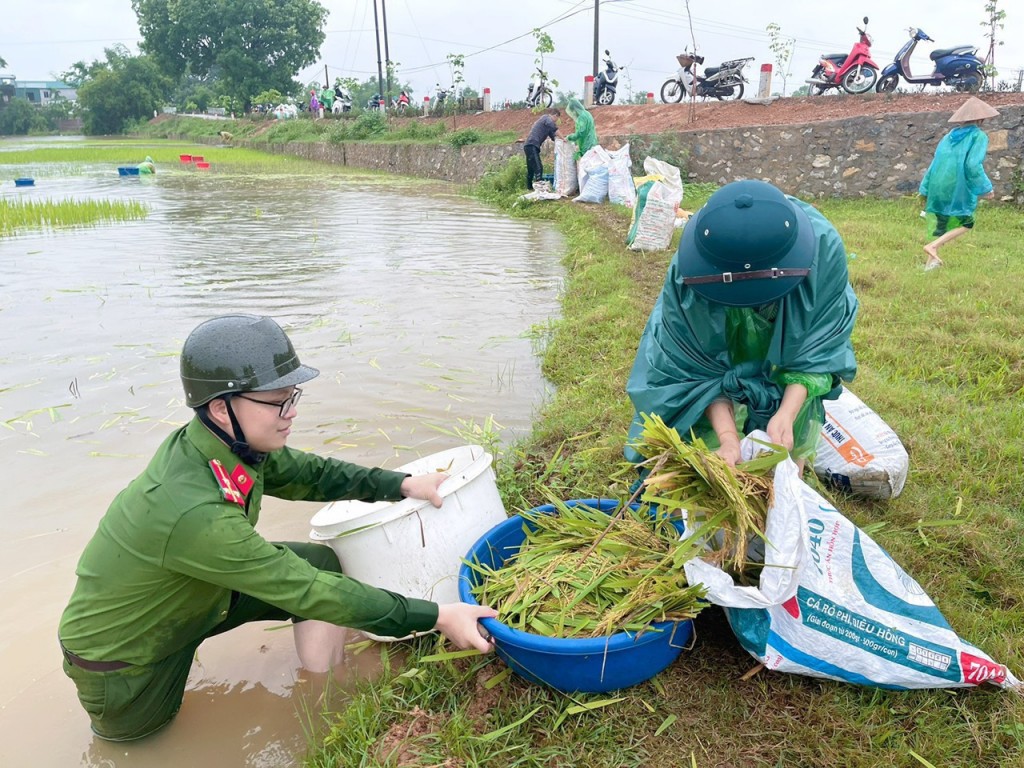 Phát huy vai trò của nhân dân trong việc bảo đảm vững chắc an ninh trật tự