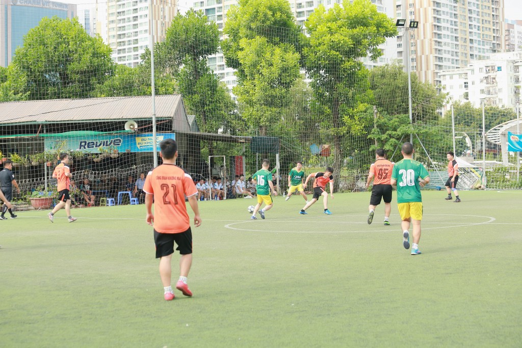Khai mạc Giải bóng đá CNVCLĐ quận Thanh Xuân lần thứ 2 năm 2023
