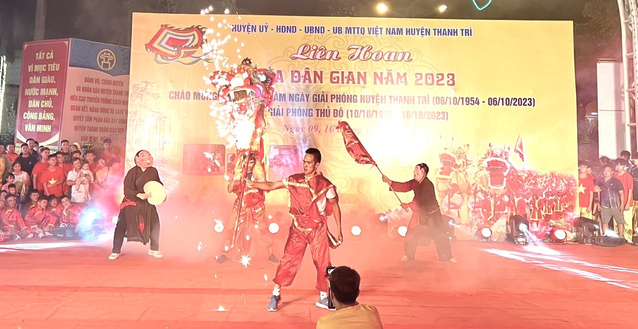 Đặc sắc Liên hoan các điệu múa dân gian ở huyện Thanh Trì