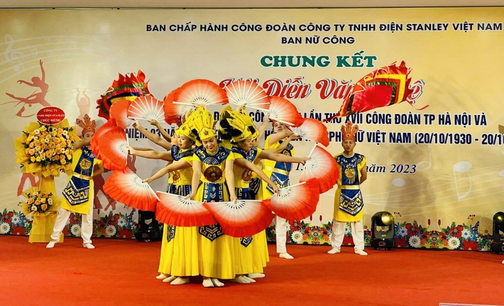 Tưng bừng Hội diễn văn nghệ công nhân lao động Công ty TNHH Điện Stanley Việt Nam