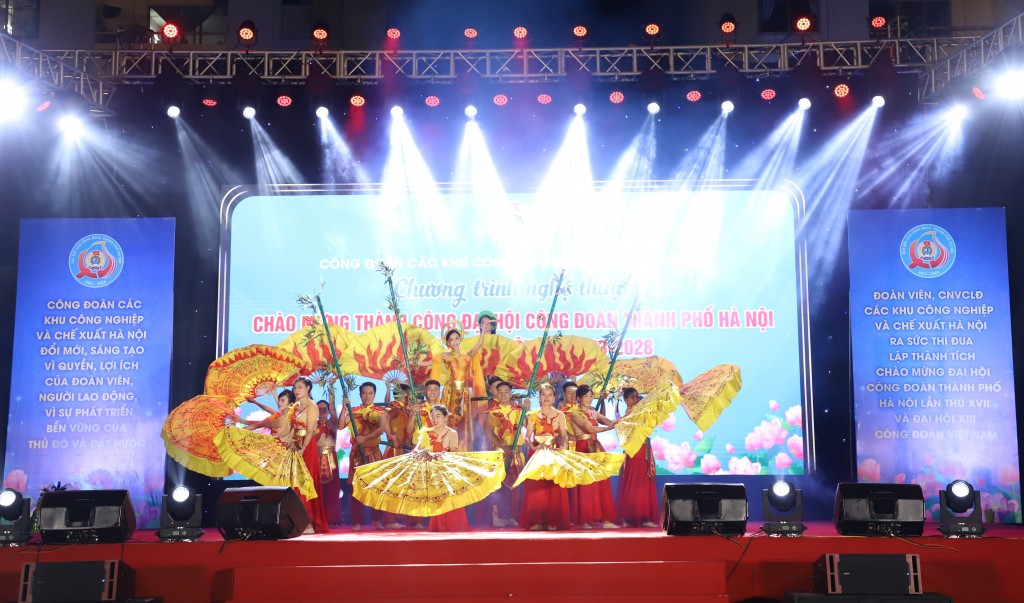 Đặc sắc chương trình nghệ thuật chào mừng thành công Đại hội Công đoàn thành phố Hà Nội lần thứ XVII