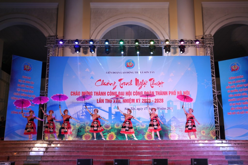 Tưng bừng Chương trình nghệ thuật chào mừng thành công Đại hội Công đoàn thành phố Hà Nội