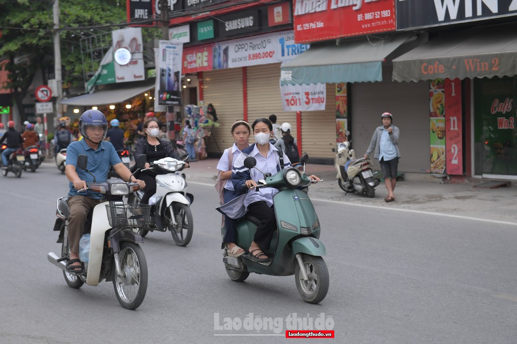 Từ 1/10: Mở đợt cao điểm xử lý nghiêm học sinh và phụ huynh vi phạm giao thông