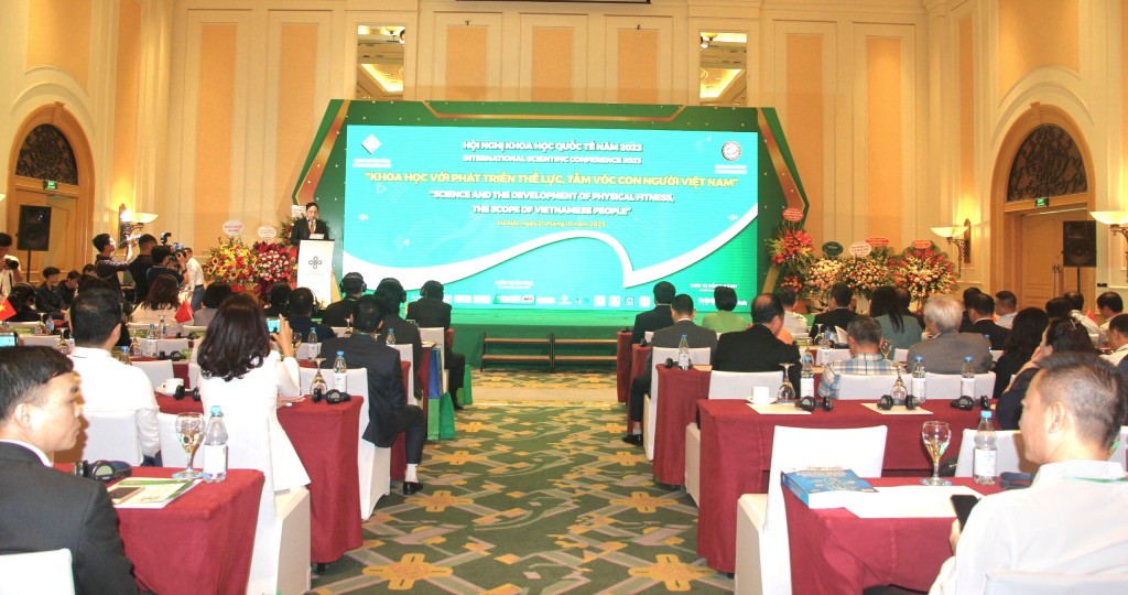 Khoa học với phát triển thể lực, tầm vóc con người Việt Nam Khoa học với phát triển thể lực, tầm vóc con người Việt Nam