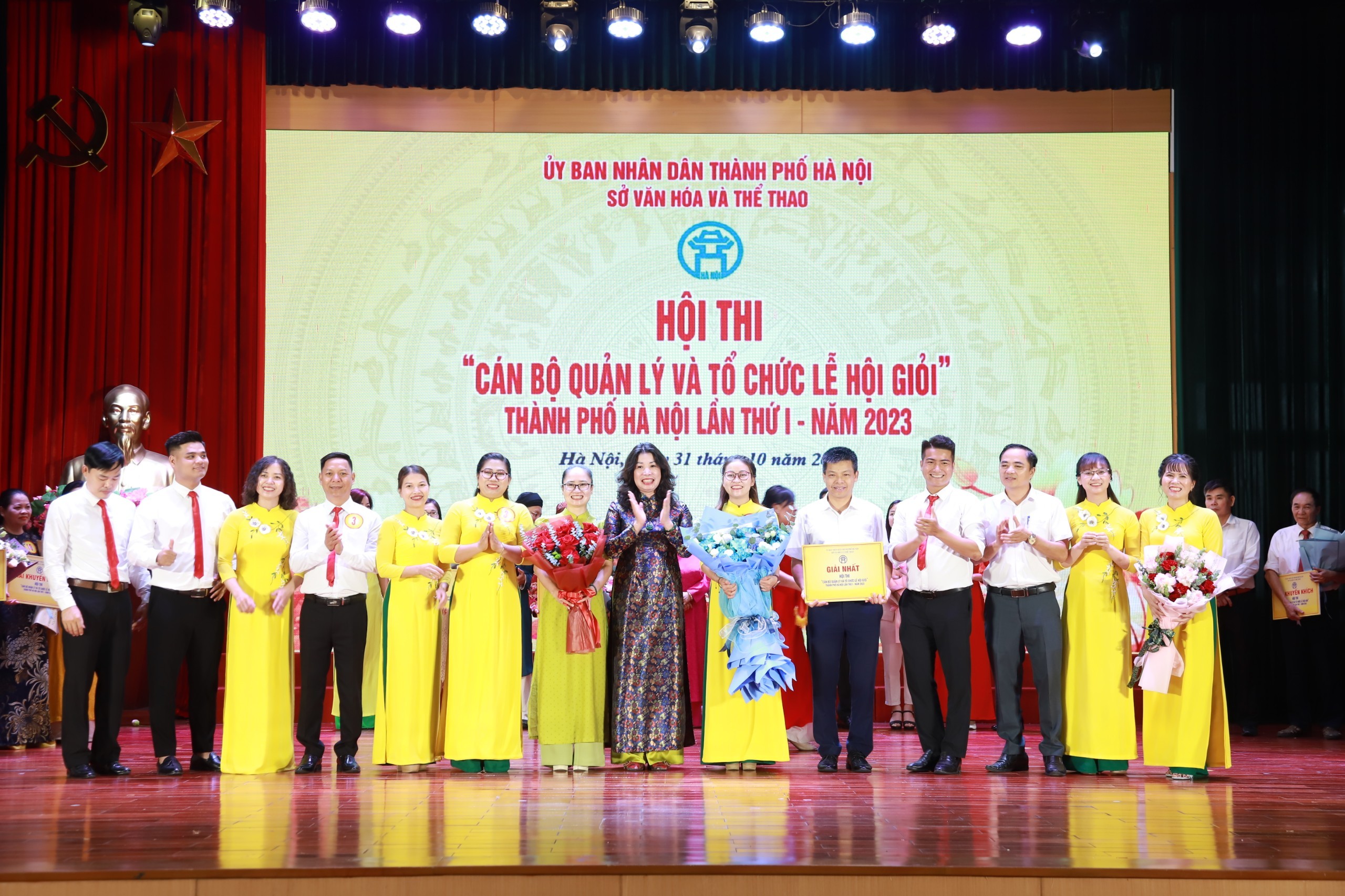 Hà Nội: Phát huy vai trò của cán bộ làm công tác quản lý di tích, lễ hội