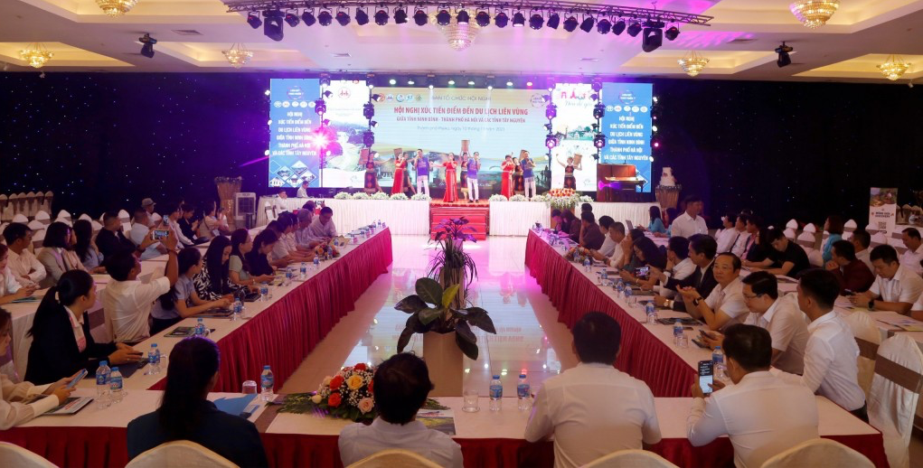 Đẩy mạnh hợp tác du lịch liên vùng Ninh Bình - Hà Nội với các tỉnh Tây Nguyên